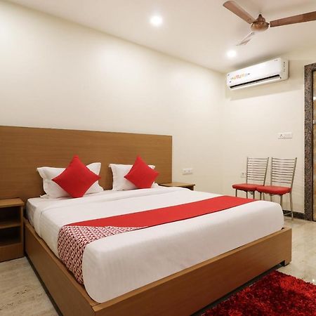 Oyo 61050 S S K Continental Hotel Juhi Bari Zewnętrze zdjęcie