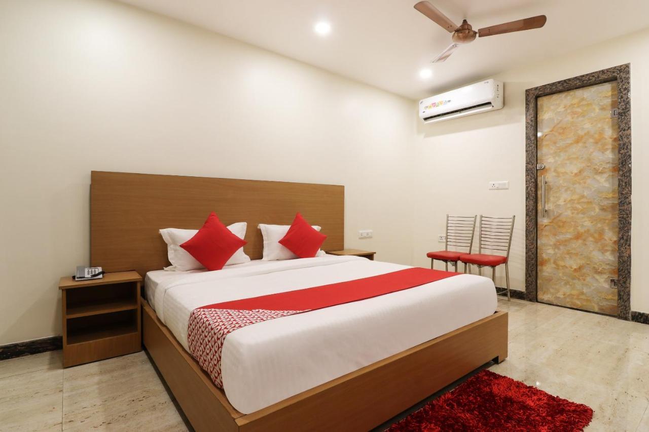 Oyo 61050 S S K Continental Hotel Juhi Bari Zewnętrze zdjęcie